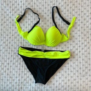 Bikini with push-up top